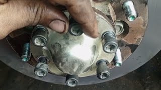 Nissan car ka hub kholne ka tarika ka bering wali hub kaise kholte hain Piston Piche kaise karte ha [upl. by Cece]