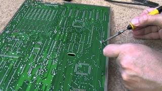 Atari ST 16Mhz CPU Mod Part 1 [upl. by Hareehat798]