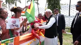 The Indian community enthusiastically welcomed PM Modi with chants of quotModi Modiquot [upl. by Wilburn]