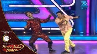 Dance India Dance Season 3  Raghav and Akshay Kumars Funny Slow Motion [upl. by Elvyn]