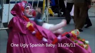 Ugly Baby Street Performer Plaza de Sol  Madrid Spain  wwwT4Vistacom [upl. by Arie]