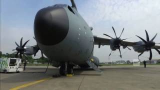 Airbus A400M Datang Pamerkan Diri Untuk Kedua Kalinya [upl. by Harv]