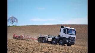 Agrotruck  Abrollkipper mit Schlepperausrüstung [upl. by Edva]