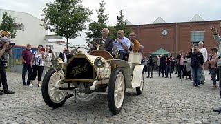 Nachbau des ersten Zwickauer Autos übergeben [upl. by Rebel389]