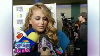 Paulina Rubio Entrevista En La Alfombra Roja de Tigres del Norte And Friends 2011 [upl. by Abner]