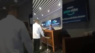 Irate Customer Goes BeastMode At Globe Office [upl. by Anahsor]