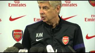 Arsene Wenger reaction to Van Persie move to Man Utd [upl. by Sheley47]