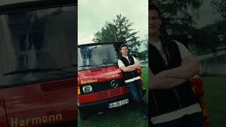 Vom T1 Feuerwehrfahrzeug zum Camper Van – jetzt bei “MeinMercedes” 🚒  shorts [upl. by Lledualc594]