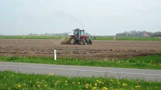 Massey Ferguson 3645 frezen op Texel [upl. by Ocirred171]