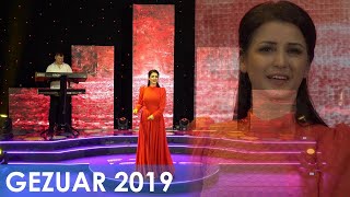 Rovena Ibrahimi  Të kesh mall për atë derë Official video 4K Gëzuar 2019 [upl. by Ennaxor386]