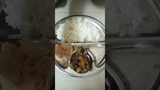 Todays lunchRice with thattapayaruRed cow pea kadaiyal and potato pepper fry shortsshortvideo [upl. by Raffaello161]