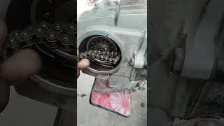 Timing Chain fitting 🤔 youtubeshorts viralvideo bikeengine [upl. by Anatak937]