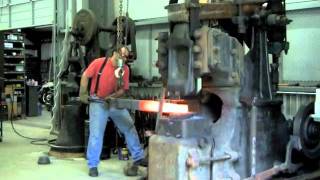 Forging 4quot billet [upl. by Fredric]