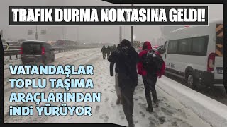 Beylikdüzü E5te Yoğun Kar Yağışı Nedeniyle Trafik Durdu [upl. by Hpejsoj]