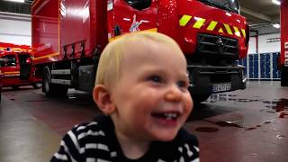 A baby at the fireman of Paris [upl. by Nairadas]