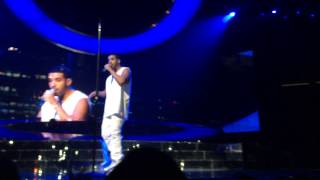 Drake Own It Live  Would You Like a Tour  Newark New Jersey [upl. by Enos]