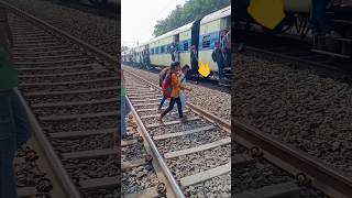 train running status video shortvideo bhojpurimusic railw indianrailways railwa railwy [upl. by Sucirdor666]