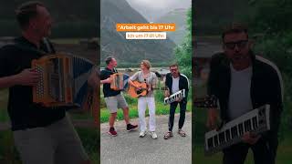 aperolspritz lustig song wochenende feierabend memes vincentgross feiern party berge [upl. by Martine]