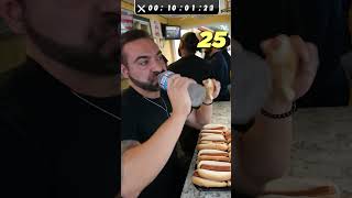 Quantos hotdogs eu dou conta de comer em 16 minutos 🌭 shorts [upl. by Tedi417]