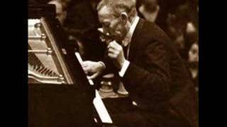 Rachmaninoff plays Chopin Nocturne Op 9 No 2 [upl. by Elazaro]