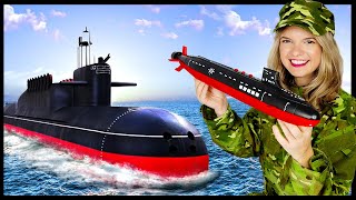 Submarines for Kids  Learn about Submarines for Toddlers  Speedie DiDi Toddler Learning Video [upl. by Davina]