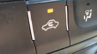 What your cars air recirculation button really does and why you want it on in the summer [upl. by Gerladina34]