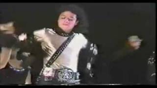 Michael Jackson Wanna Be Startin Something Live HD [upl. by Zilada]