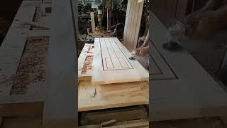 Proses penghalusan musicwoodworkingwoodcarpenter forniturediymakingtoolsmebelkayusandpaper [upl. by Eirelav569]