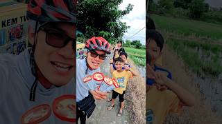 Free 5 Strawberry Chocolate Ice Cream Cones for 5 Fans in the South West  Vietnam  Asia funny [upl. by Nivalc]