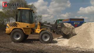 Drainage aanleggen met kettinggraver deel 1  Agrio [upl. by Eyram]