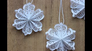 DIY Doily Snowflake Stars Festive Christmas Decor [upl. by Attener]