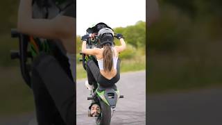 how to easily wheelie kawasaki bike wheelie moto automobile wheelie ninjastunt wheeliebike [upl. by Owena301]