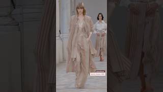 Alberta Ferretti Spring Summer 2025 en Milan Fashion Week fashionevent [upl. by Zurn]