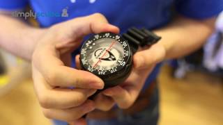 Oceanic SWIV Wrist Compass  wwwsimplyscubacom [upl. by Einahpets]