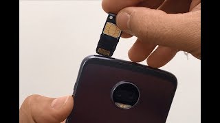 How to install SD and SIM card into Motorola Moto Z2 Force [upl. by Sema]