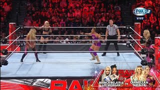 Bianca Belair amp Liv Morgan Vs Carmella amp Natalya  WWE Raw 04072022 En Español [upl. by Altheta]