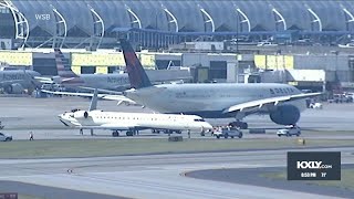 Delta planes run into each other at Atlanta Airport [upl. by Mall]