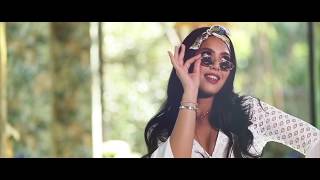 Manal  Pas Le Choix Clip Officiel [upl. by Neelyahs482]