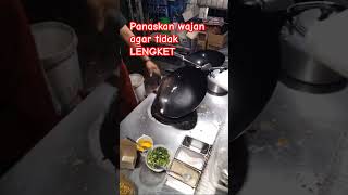 cara Panaskan wok pan agar tidak lengket wokpan shortvideo shorts short streetfood fyp [upl. by Heyde]