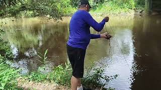 pesca magnética no rio quilombo em sete barras SP [upl. by Akinajnat]