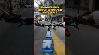 ¿LOS CICLISTAS NO RESPETAN EL SEMÁFORO [upl. by Lyda]