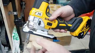 The new bodygrip DeWALT Jigsaw DCS335 Review [upl. by Htiduy]