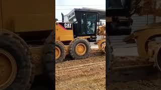 Caterpillar working tranding grader viralshorts viralreels grader catgrader [upl. by Leong968]