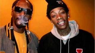 Snoop Dogg amp Wiz Khalifa  Young Wild And Free LYRICS [upl. by Lane539]