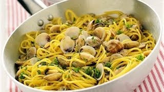 COME PREPARARE LA PASTA CON LE VONGOLE [upl. by Enyalahs32]