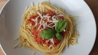 Spaghetti mit Tomatensoße Rezept  Spaghetti Napoli Recipe  ENG SUBS [upl. by Dorthea546]