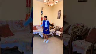 Tera pallu Sarka jaaye😍😍😍shorts shortsfeed dance punjabikudiishristi song [upl. by Aihsatan]