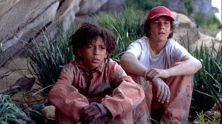 Holes Full Movie Fact amp Review  Sigourney Weaver  Jon Voight [upl. by Mendelson702]