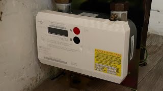 How to get a meter reading on a Landis Gyr G470 gas meter [upl. by Candace]