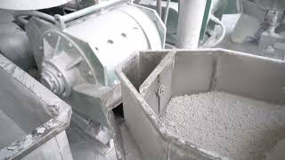 Johnley Factory Crusher Machine for Melamine Moulding Compound Production [upl. by Ical]